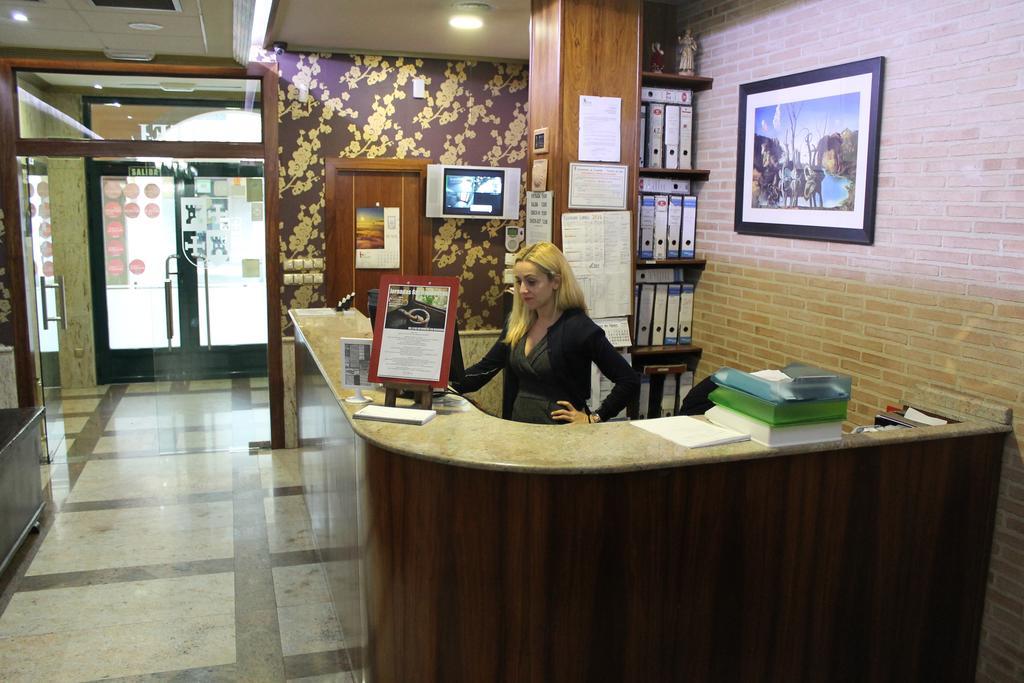 Hotel El Castillo Ponferrada Exteriér fotografie